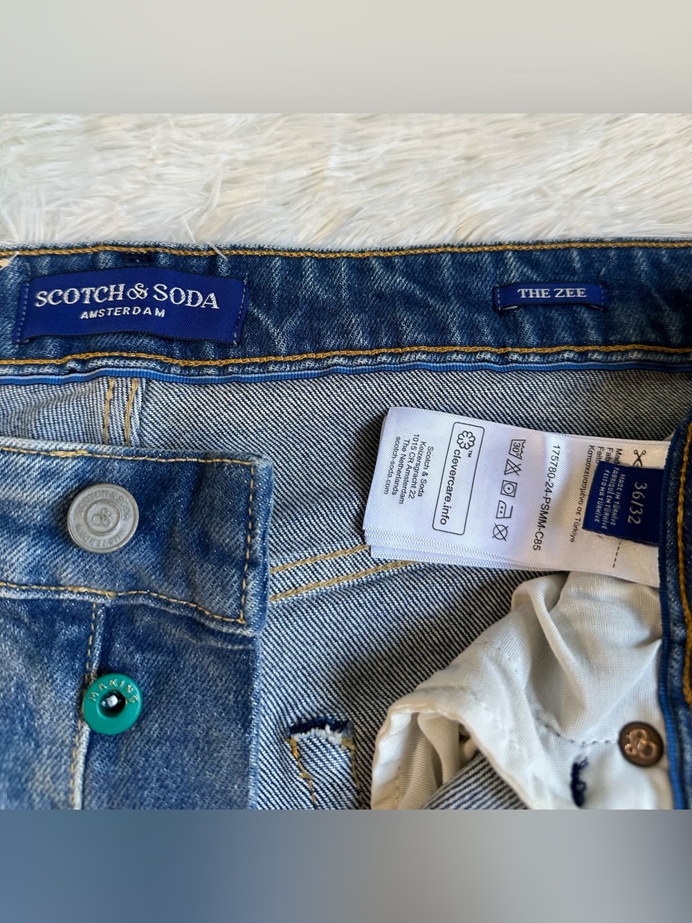 Scotch & Soda "The Zee" Distressed Button Fly Jeans 36x32 Stitch Detail Denim - Picture 4 of 10